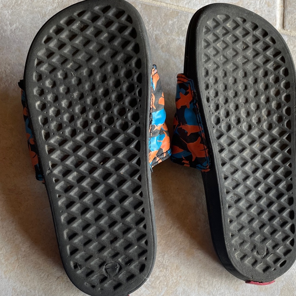 Vans Kids Shark Slides - Black, Orange, Blue - Picture 2 of 5